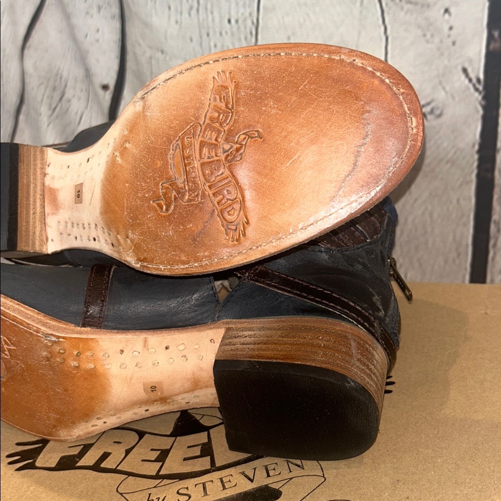 Freebird by Steven Stair Navy Blue Denim Buckle Ankle Boots Size 10 - Picture 11 of 16